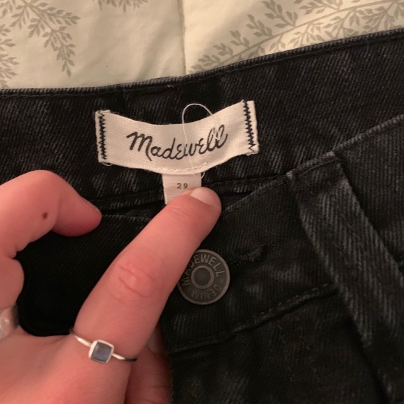 ✨ SALE! ✨ Madewell Black Denim Skirt - Picture 5 of 6